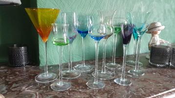 Ancien verres à liqueur  beschikbaar voor biedingen
