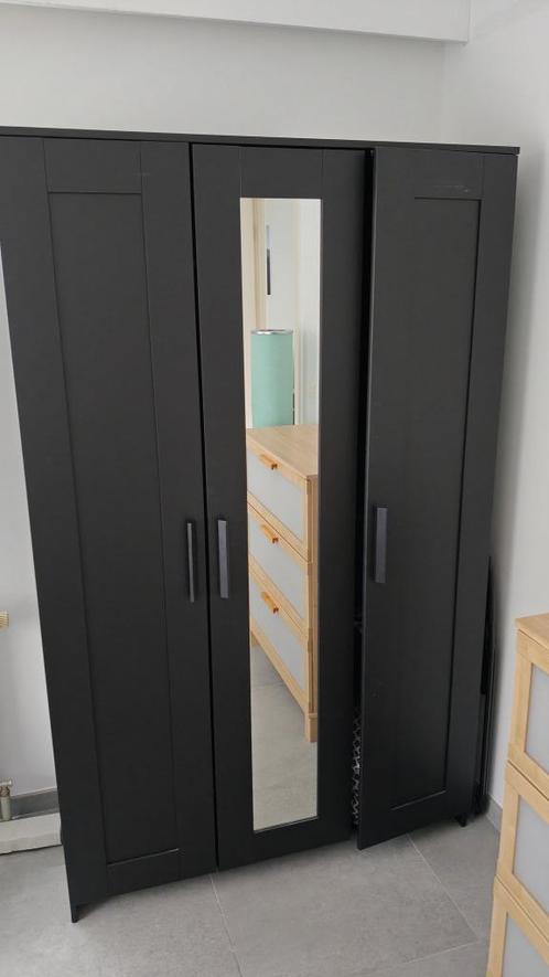 Zwarte BRIMNES kleerkast met spiegel, Huis en Inrichting, Kasten | Kleerkasten, Gebruikt, 150 tot 200 cm, 100 tot 150 cm, 50 tot 75 cm