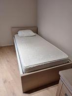 Eenpersoonsbed met matras te koop, Ophalen, Zo goed als nieuw