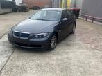 BMW 318i E90 bouwjaar 2008, Auto's, 4 deurs, 1995 cc, Zwart, 4 cilinders