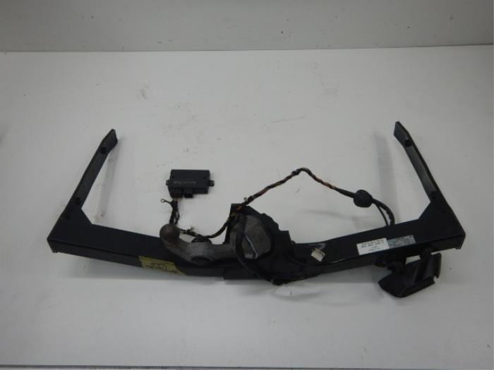 VW Tiguan 5N0 Elektrische Wegklapbare Trekhaak + Module, Auto-onderdelen, Trekhaken