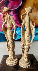 Chinese geluks-beelden in Ivorine, Ophalen