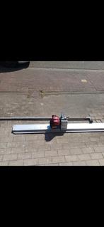 Regle vibrante beton 2 metres HONDA, Ophalen