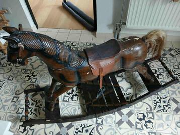 Vintage Houten Schommelpaard beschikbaar voor biedingen
