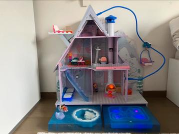 Lol surprise winterhouse met accessoires en verlichting, Ophalen, Gebruikt, Poppenhuis