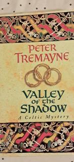 Boek roman historisch Engels ´Valley of the Shadow´, Ophalen, Gelezen, Peter Tremayne