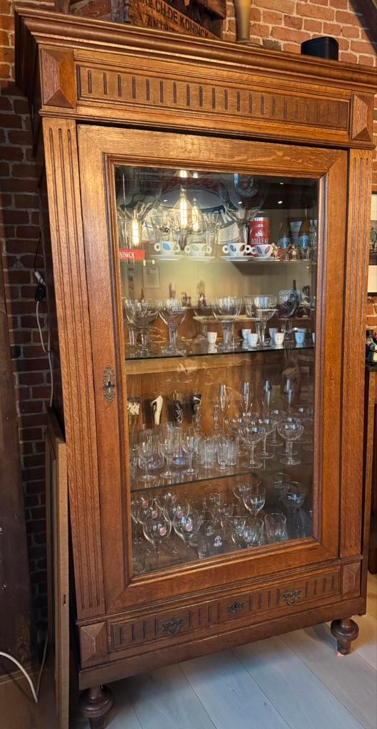 Eiken vitrine kast met facetglazen deur, Antiek en Kunst, Antiek | Meubels | Kasten, Ophalen