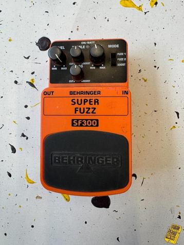 Behringer SF300 Super Fuzz Pedal beschikbaar voor biedingen
