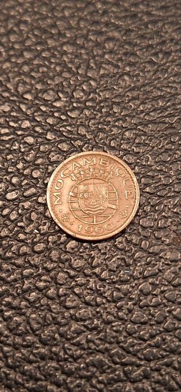 2##  Mozambique (Portugal)10 centavos 1960, Postzegels en Munten, Ophalen of Verzenden