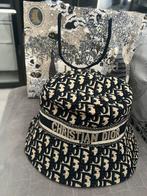 Christian Dior bob chapeau et casquette, Kleding | Dames, Hoeden en Petten, Ophalen of Verzenden, Nieuw, Hoed