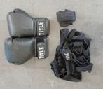TITLE bokshandschoenen + bandages, Ophalen, Gebruikt, Bokshandschoenen