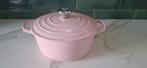 Le Creuset stoofpan. Roze, Gietijzer, Zo goed als nieuw, Keramische plaat, Ophalen