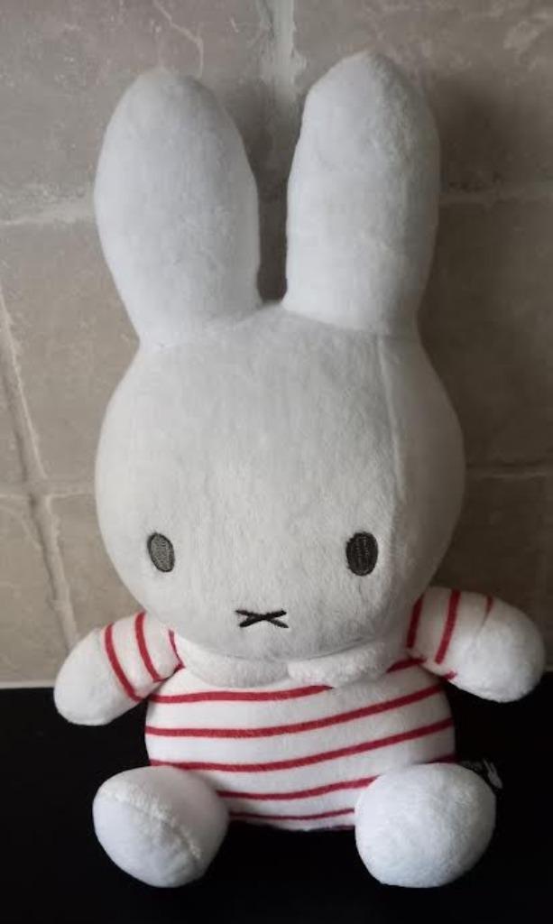 Knuffel Nijntje rammelaar, Kinderen en Baby's, Speelgoed | Babyspeelgoed, Zo goed als nieuw, Rammelaar, Ophalen of Verzenden
