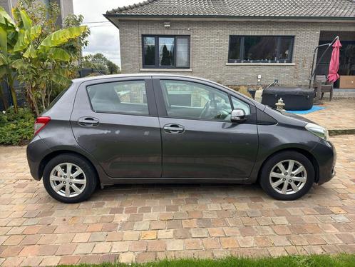 Toyota Yaris essence - 1300cc/73kw- 48.900km - 05/2013 -, Autos, Toyota, Particulier, Yaris, Airbags, Air conditionné, Alarme