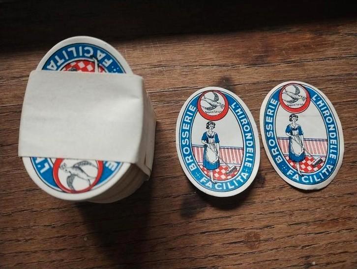 plakkers voor bezem hirondelle zwaluw, Antiek en Kunst, Curiosa en Brocante, Ophalen of Verzenden