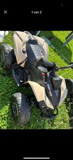 Elektrische KinderQuad 12volt 8km per uur merk is can-am, Motoren, Quads en Trikes