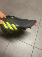 Voerbal schoenen nieuw(€170), Ophalen, Zo goed als nieuw, Schoenen