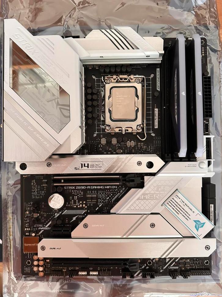 Asus z690 - i5 13600K - 32GB 3600Mhz DDR4, Computers en Software, Moederborden, Zo goed als nieuw, Intel, DDR4, Ophalen
