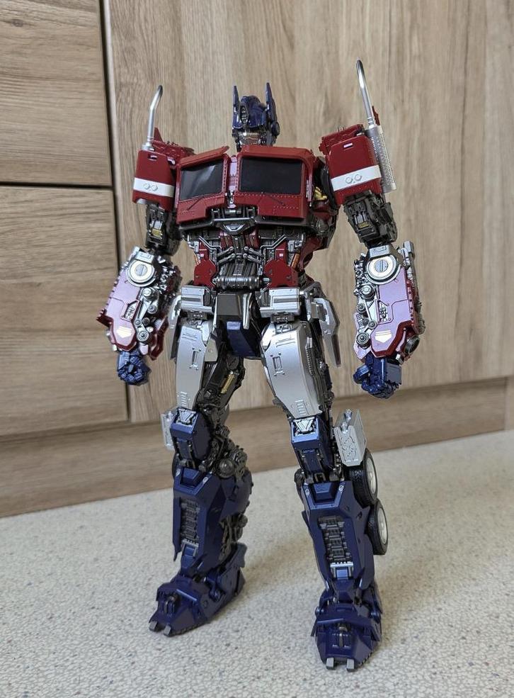 3rd Party Metal Club Muscle Bear DLX Optimus Prime Bumblebee, Verzamelen, Beelden en Beeldjes, Zo goed als nieuw, Verzenden