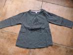 Leuke grijze longsleeve met stermotief, maat 74, Kinderen en Baby's, Babykleding | Maat 74, Ophalen of Verzenden, Gebruikt