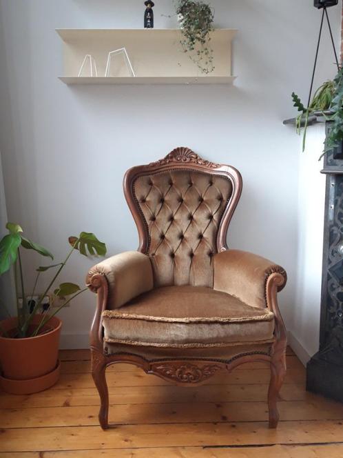 Fauteuil velours vintage met knopen, Huis en Inrichting, Stoelen, Gebruikt, Eén, Hout, Overige materialen, Overige kleuren, Ophalen