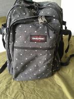 Eastpak rugzak 3 vakken en een laptopvak ,grijs met ster, Handtassen en Accessoires, Tassen | Schooltassen, Ophalen, 30 tot 40 cm