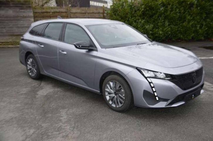 Peugeot 308 SW 1.2 PureTech Active Pack S !Nieuwstaat 4000km, Auto's, Peugeot, Bedrijf, Te koop, ABS, Airbags, Airconditioning