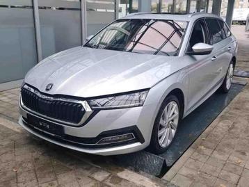 Skoda Octavia Combi iV 1.4 TSI PHEV Panodak | Virtual | Keyl beschikbaar voor biedingen