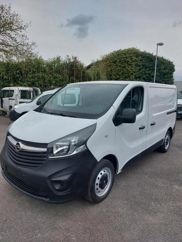 OPEL VIVARO 1.6DCI ADBLUE 2018 39000 KM 12000€ex btw, Auto's, Bestelwagens en Lichte vracht, Bedrijf, Te koop, ABS, Airbags, Airconditioning