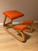 Stokke kniestoel, Ophalen, Oranje, Zo goed als nieuw, Bureaustoel