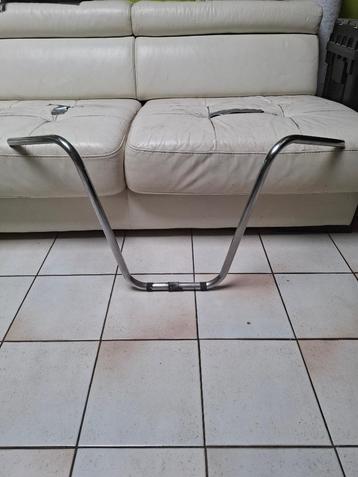 Stuur "apehanger" beschikbaar voor biedingen