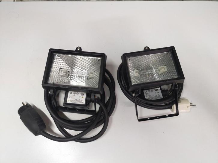 Lot de 2 lampes halogènes 150w, Tuin en Terras, Buitenverlichting, Zo goed als nieuw, Ophalen of Verzenden