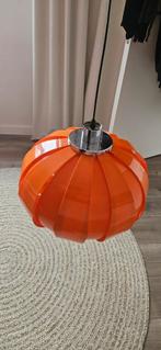 Vintage Space Age Hanglamp – Oranje Acryl & Chroom, Huis en Inrichting, Lampen | Hanglampen, Space Age - Mid Century Modern, Kunststof