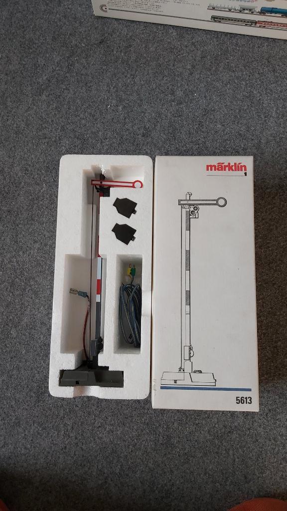 NIEUW Marklin sein 5613 voor spoor 1., Hobby en Vrije tijd, Modeltreinen | H0, Nieuw, Rails, Wisselstroom, Märklin, Ophalen
