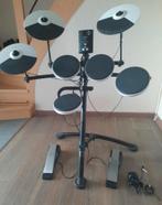 Batterie électrique Roland TD1 V-Drum et siège Pearl, Muziek en Instrumenten, Drumstellen en Slagwerk, Ophalen, Gebruikt, Roland