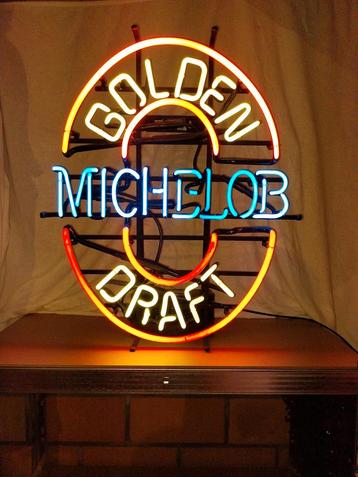 Neon  beschikbaar voor biedingen