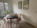 Tafel 4 personen en 4 Vitra Eames replica stoelen, Huis en Inrichting, Ophalen