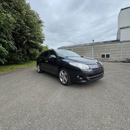 Renault Mégane Car Box - Pano Roof - KLAAR OM TE REGISTREREN, Auto's, Renault, Particulier, Airbags, Airconditioning, Alarm, Boordcomputer