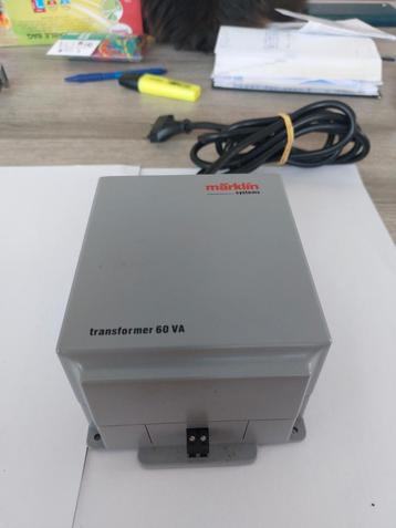 Marklin 60052 transfo 60 VA, Analogique, Enlèvement ou Envoi, Courant alternatif, Comme neuf