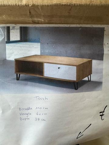 Salontafel beschikbaar voor biedingen