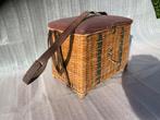 Vintage rieten visserskoffer, Ophalen