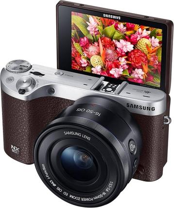 Samsung NX500 (body brown) + video light beschikbaar voor biedingen