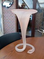 Italiaanse mat roze glazen vaas lelie kelk 1970, Huis en Inrichting, Woonaccessoires | Vazen, Minder dan 50 cm, Glas, Ophalen of Verzenden