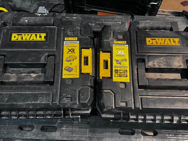 Dewalt combo pack en slijpmachine, Doe-het-zelf en Bouw, Gereedschap | Boormachines, Gebruikt, Overige typen, Klopboormechanisme