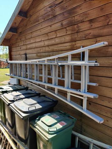 Opsteek ladder 2 x 10 treden (5 meter) beschikbaar voor biedingen