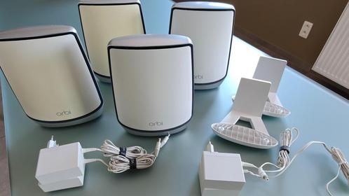 Netgear Orbi WiFi Mesh RBK854 (1 RBR850 + 3 RBS850), Computers en Software, WiFi-versterkers, Zo goed als nieuw, Ophalen of Verzenden