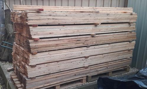 Hout balken planken kepers constructie omheining bekisting, Doe-het-zelf en Bouw, Hout en Planken, Zo goed als nieuw, Balk, Overige houtsoorten