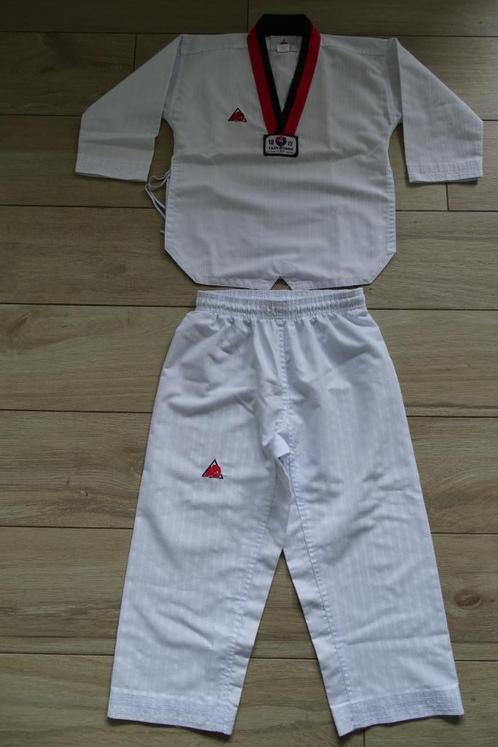 Dobok taekwondo uniform kinderen maat 120 cm, Sport en Fitness, Vechtsporten en Zelfverdediging, Zo goed als nieuw, Taekwondo