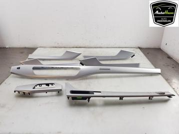 DIVERS Audi A4 Avant (B9) (01-2015/10-2019), Utilisé, Audi