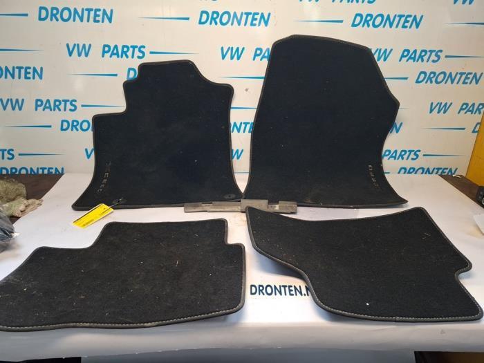 Matten Set van een Kia XCeed, Auto-onderdelen, Interieur en Bekleding, Kia, Gebruikt, 3 maanden garantie, Ophalen of Verzenden